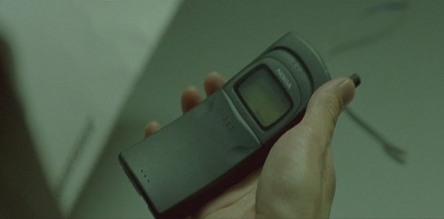 15 things you'll only understand if you owned a flip phone