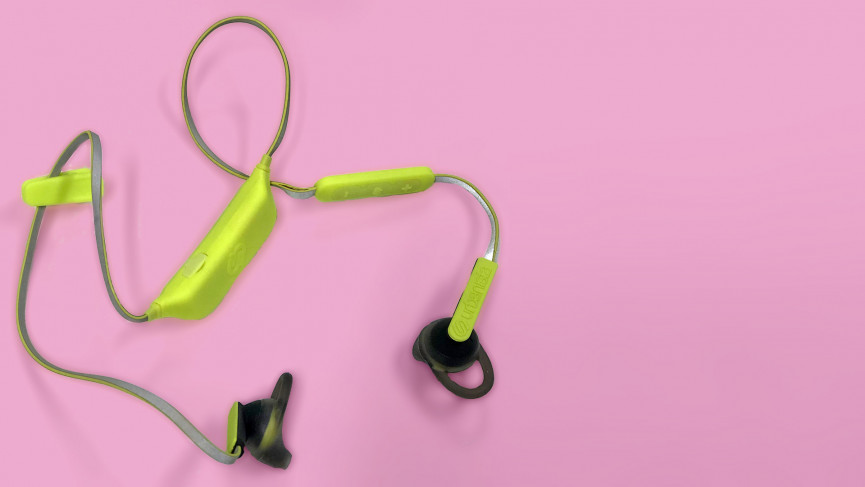 Top running earbuds discount 2020