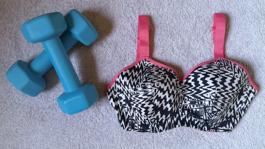 Reebok PureMove Sports Bra Review: Finally, a Bra That Holds up and Adapts  to My Intense Workouts